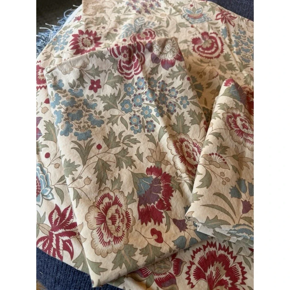 L L BEAN Botanical Floral Pillowcase Set Of 3 Standard 100% Cotton Tan Red Blue